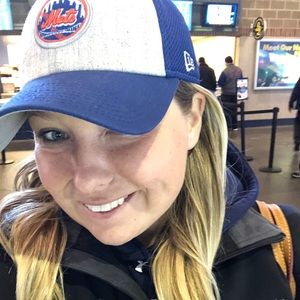 Meet your Posher, Regina